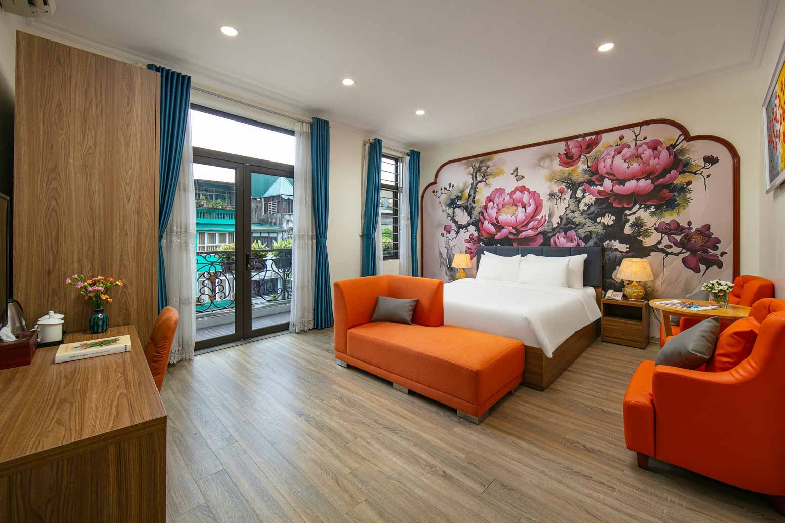Junior Suite Balcony 17.jpg