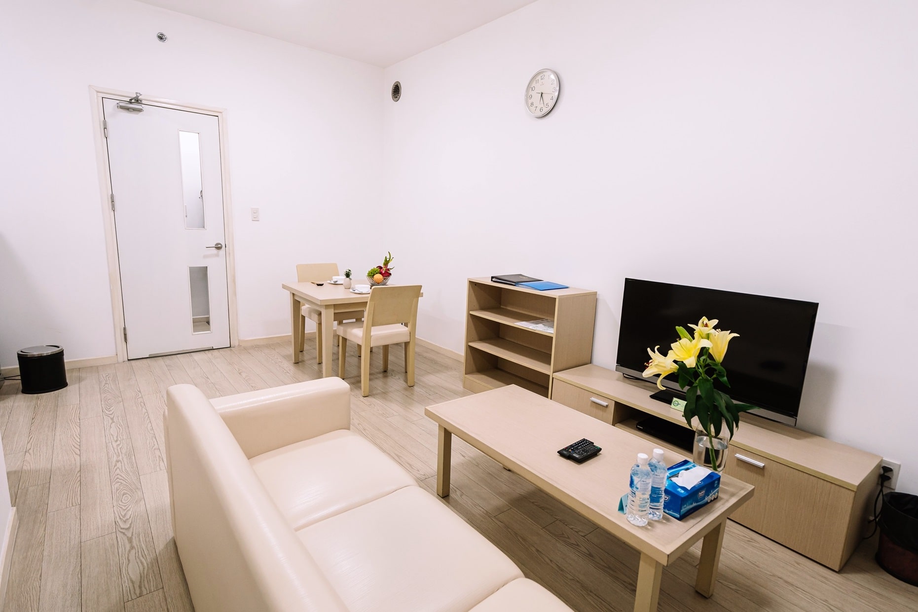 1BR_1-min.jpg